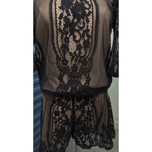ALEXIS Lace Overlay Nude Lined 3/4 Sleeve Elastic Waist‎ Romper XS - Picture 2 of 8